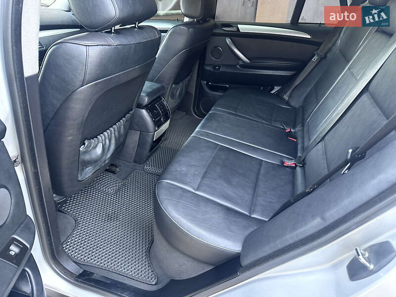 Внедорожник / Кроссовер BMW X5 2005 в Ивано-Франковске