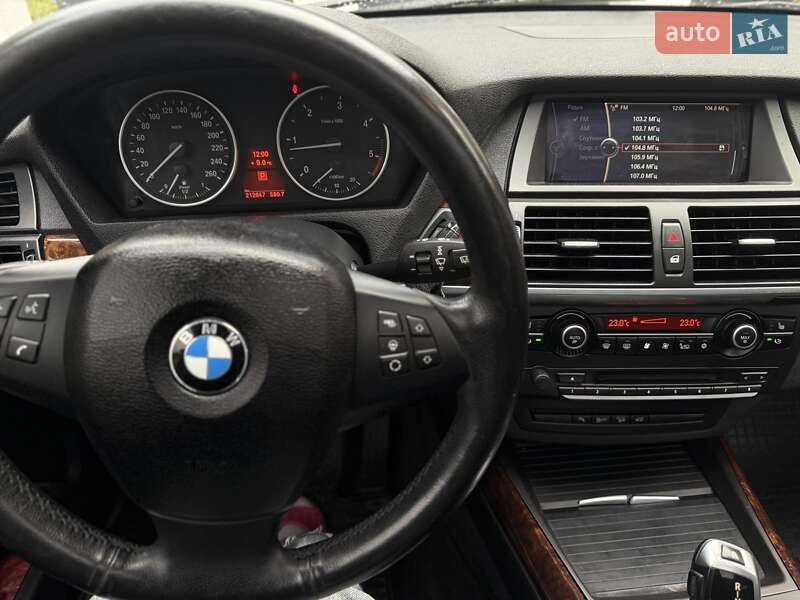 Внедорожник / Кроссовер BMW X5 2013 в Виннице