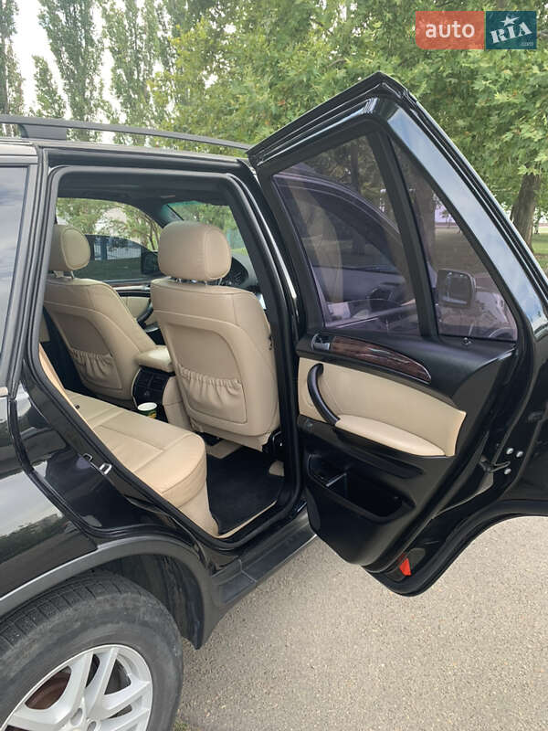 Внедорожник / Кроссовер BMW X5 2006 в Южноукраинске