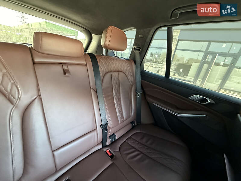 Внедорожник / Кроссовер BMW X5 2020 в Днепре