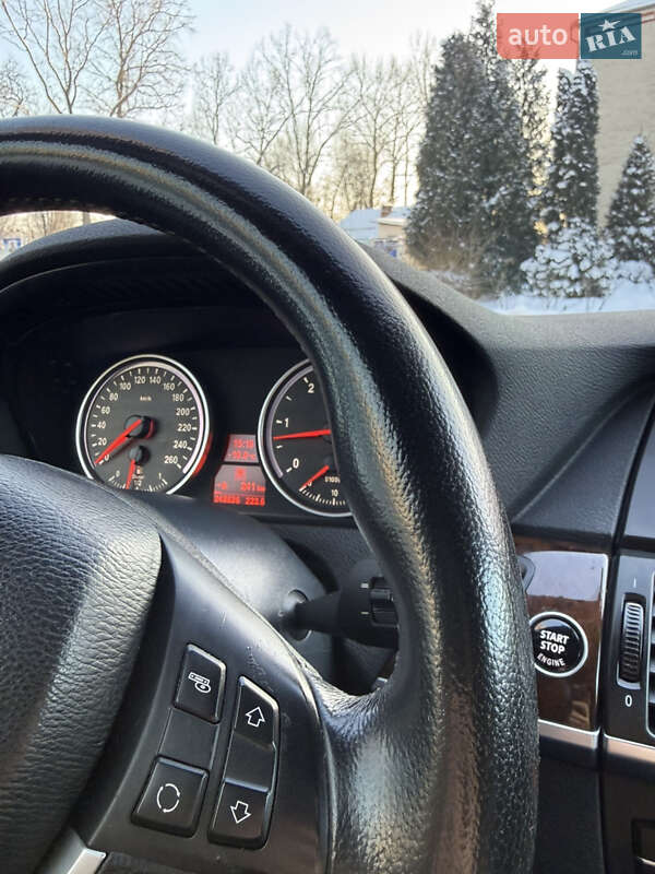 Внедорожник / Кроссовер BMW X5 2010 в Хмельницком