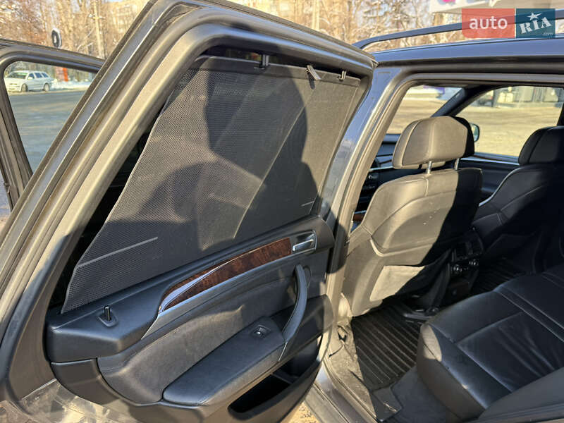 Внедорожник / Кроссовер BMW X5 2010 в Хмельницком