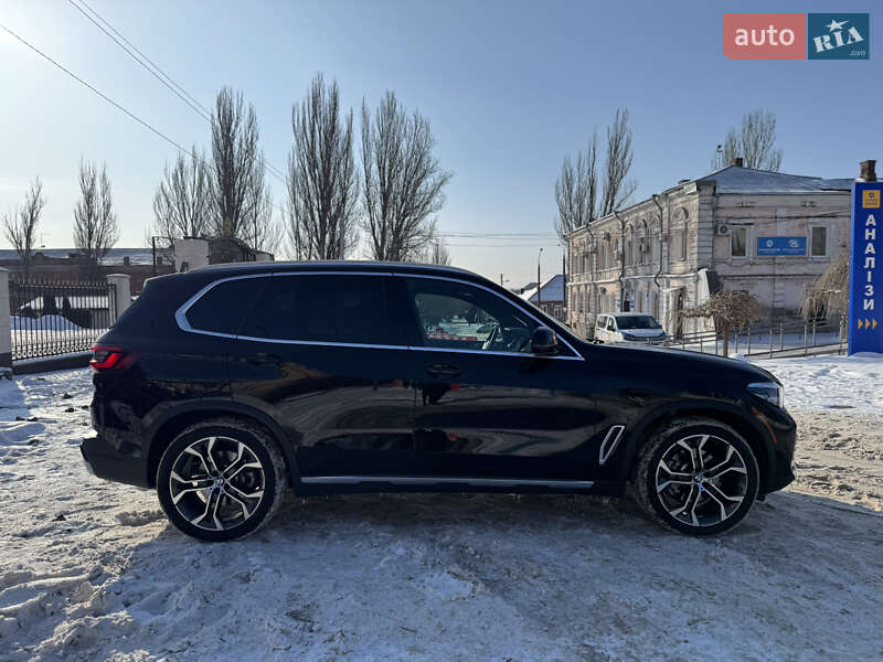 Внедорожник / Кроссовер BMW X5 2023 в Запорожье