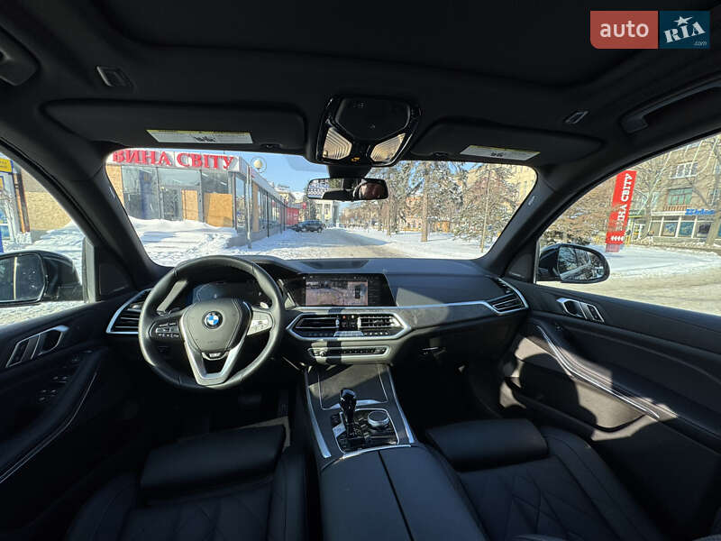 Внедорожник / Кроссовер BMW X5 2023 в Запорожье