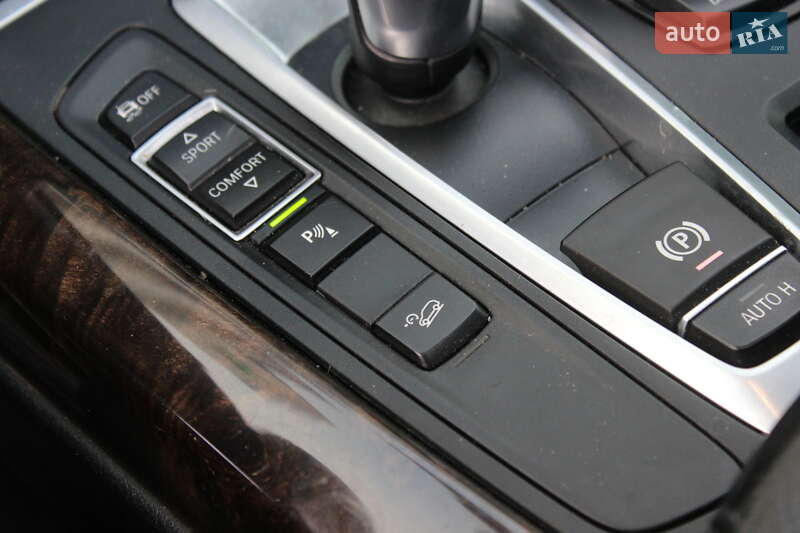 Внедорожник / Кроссовер BMW X5 2015 в Днепре