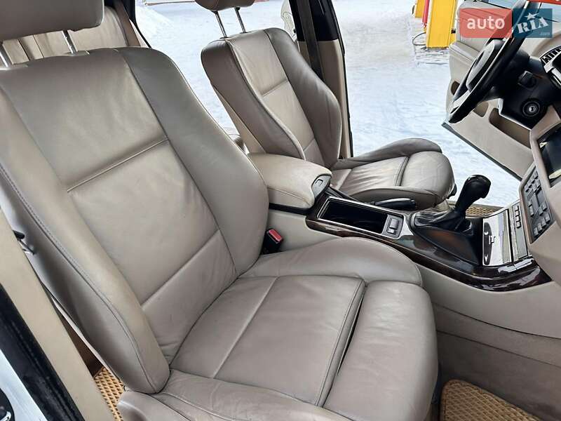 Внедорожник / Кроссовер BMW X5 2004 в Чорткове