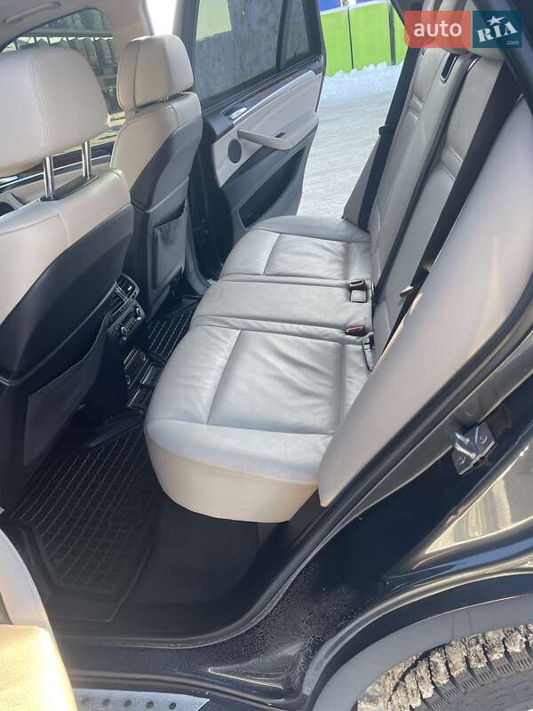 Внедорожник / Кроссовер BMW X5 2012 в Ковеле