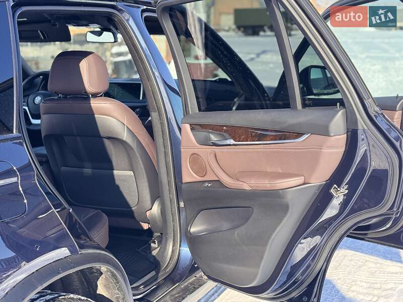 Внедорожник / Кроссовер BMW X5 2014 в Киеве