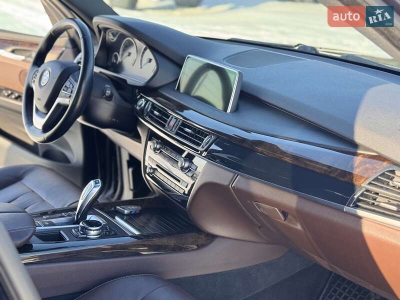 Внедорожник / Кроссовер BMW X5 2014 в Киеве