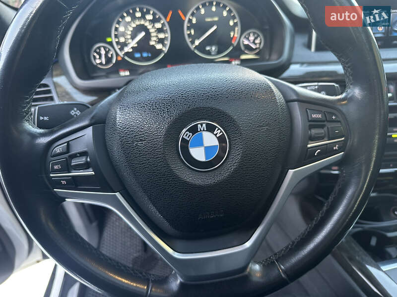 Внедорожник / Кроссовер BMW X5 2017 в Киеве