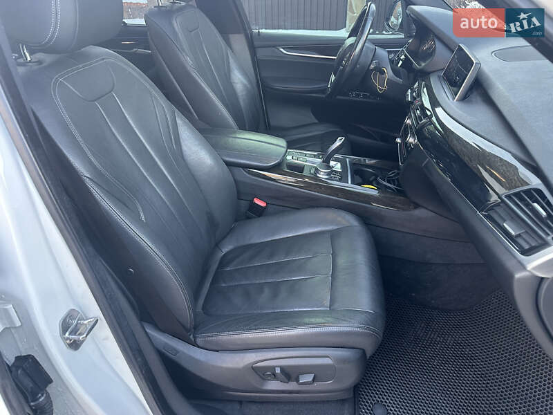 Внедорожник / Кроссовер BMW X5 2017 в Киеве