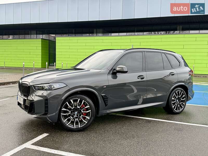 Внедорожник / Кроссовер BMW X5 2024 в Киеве