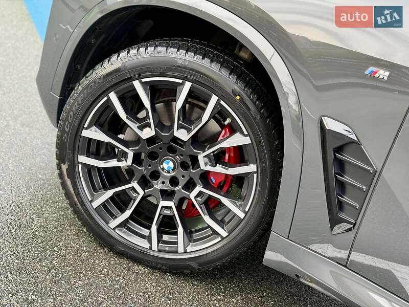 Внедорожник / Кроссовер BMW X5 2024 в Киеве