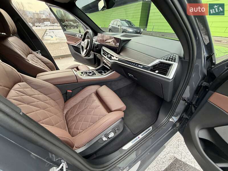 Внедорожник / Кроссовер BMW X5 2024 в Киеве