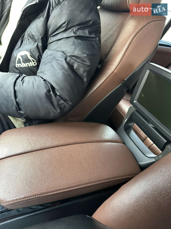 Внедорожник / Кроссовер BMW X5 2010 в Южноукраинске