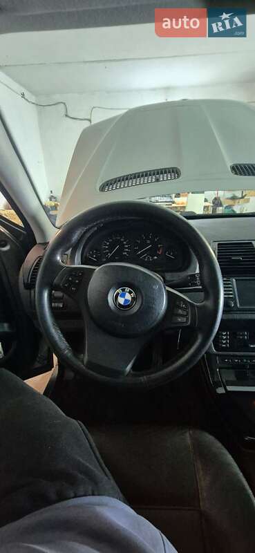 Внедорожник / Кроссовер BMW X5 2005 в Новом Роздоле