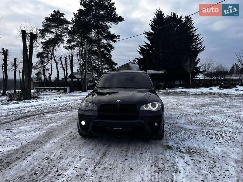 Внедорожник / Кроссовер BMW X5 2010 в Смеле