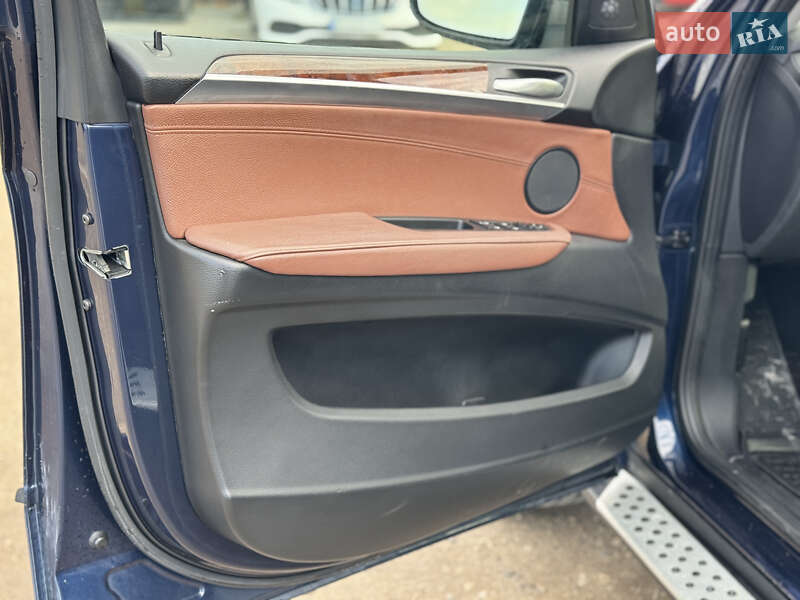 Внедорожник / Кроссовер BMW X5 2012 в Тернополе