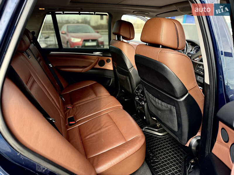 Внедорожник / Кроссовер BMW X5 2012 в Тернополе