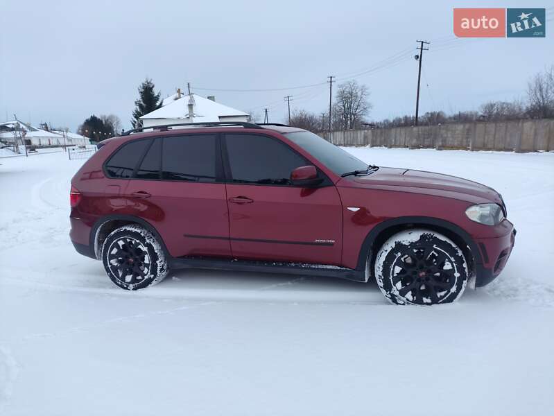 Внедорожник / Кроссовер BMW X5 2010 в Козове
