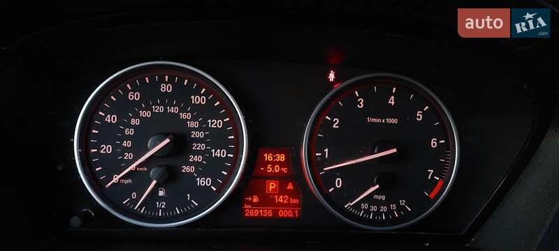 Внедорожник / Кроссовер BMW X5 2012 в Дубно