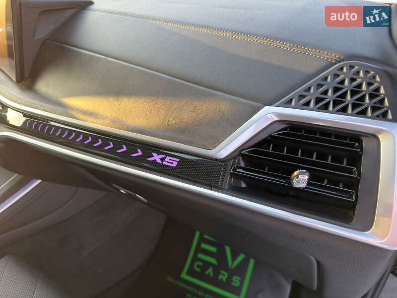 Внедорожник / Кроссовер BMW X5 2023 в Ивано-Франковске