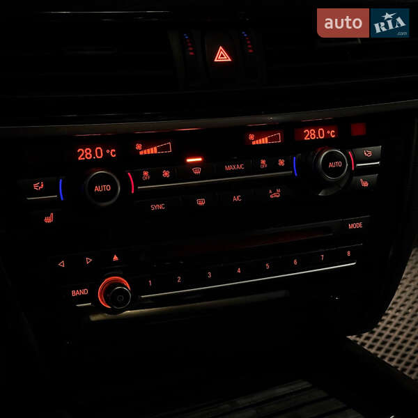 Внедорожник / Кроссовер BMW X5 2015 в Днепре