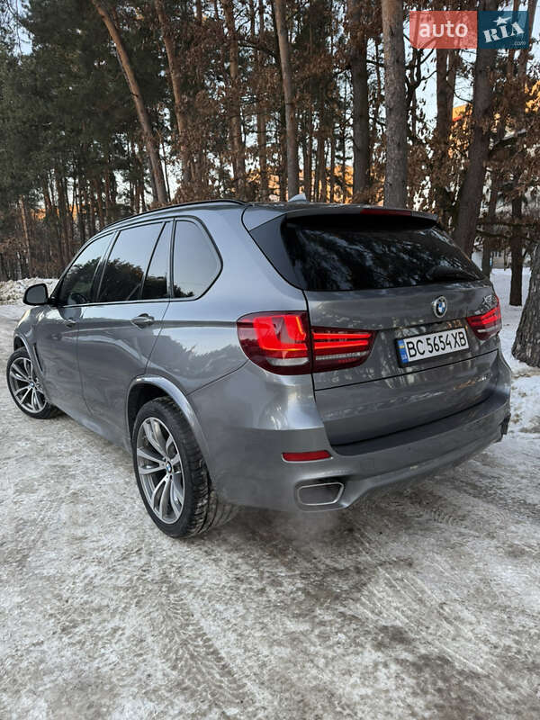 Внедорожник / Кроссовер BMW X5 2017 в Новояворовске