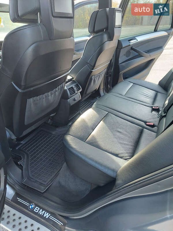 Позашляховик / Кросовер BMW X5 2010 в Чернівцях фото 7 Позашляховик / Кросовер BMW X5 2010 в Чернівцях
