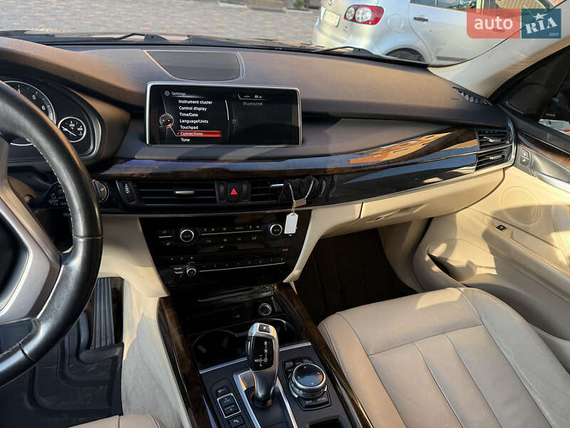 Внедорожник / Кроссовер BMW X5 2014 в Каменец-Подольском