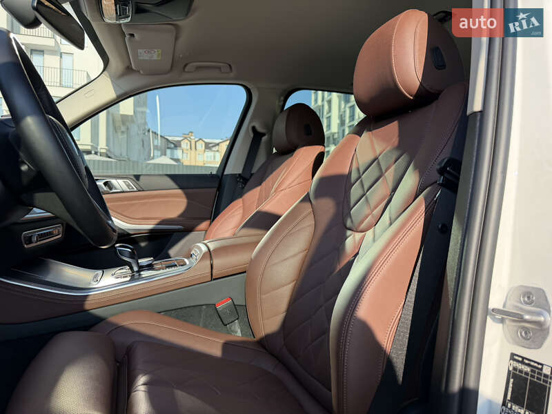 Внедорожник / Кроссовер BMW X5 2023 в Ужгороде