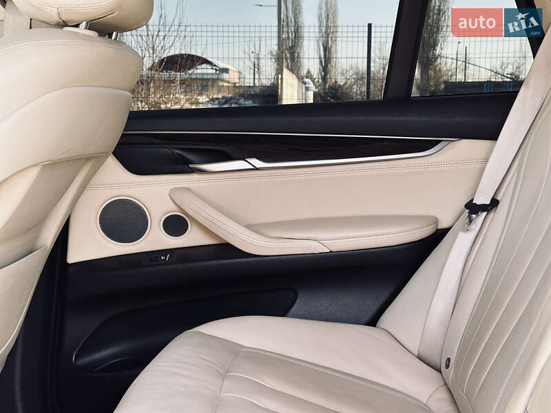 Внедорожник / Кроссовер BMW X5 2016 в Кременчуге фото 18 Внедорожник / Кроссовер BMW X5 2016 в Кременчуге