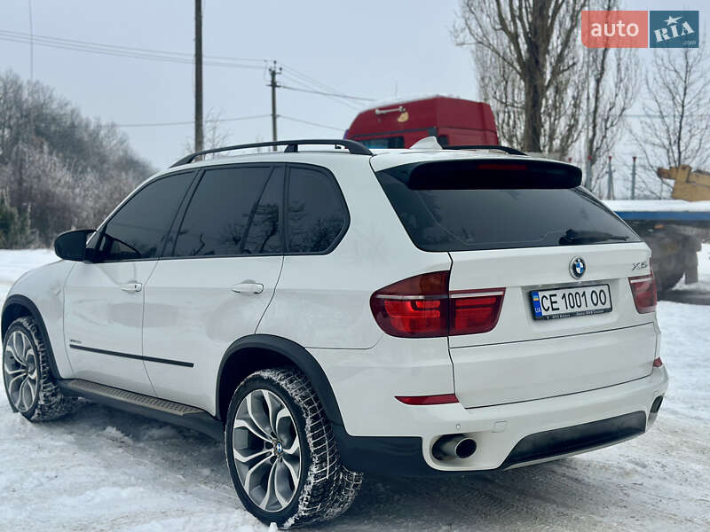Внедорожник / Кроссовер BMW X5 2010 в Черновцах