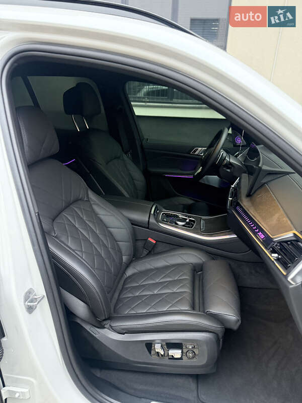 Внедорожник / Кроссовер BMW X5 2024 в Киеве