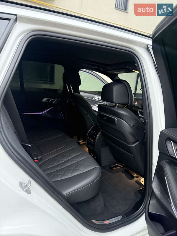 Внедорожник / Кроссовер BMW X5 2024 в Киеве