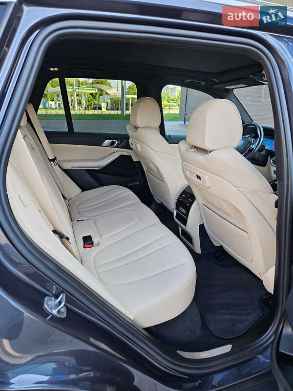 Внедорожник / Кроссовер BMW X5 2020 в Луцке