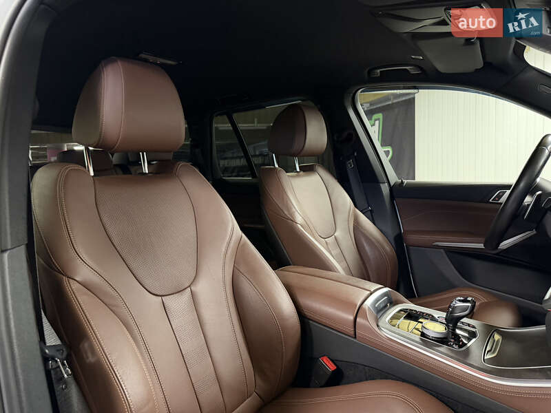 Внедорожник / Кроссовер BMW X5 2021 в Киеве