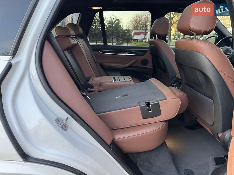 Внедорожник / Кроссовер BMW X5 2017 в Луцке