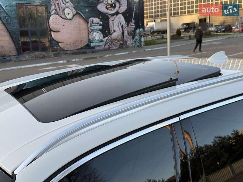 Внедорожник / Кроссовер BMW X5 2017 в Луцке