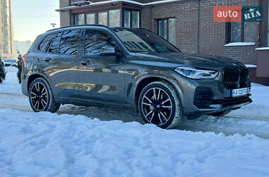 Внедорожник / Кроссовер BMW X5 2022 в Киеве