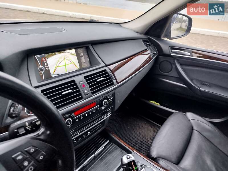 Внедорожник / Кроссовер BMW X5 2010 в Днепре фото 19 Внедорожник / Кроссовер BMW X5 2010 в Днепре