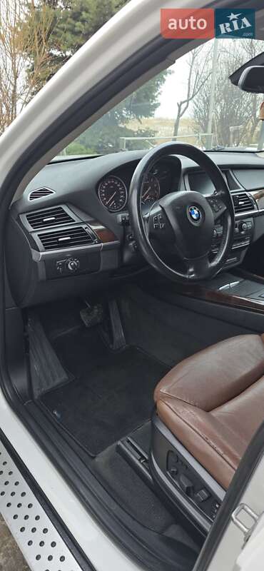 Внедорожник / Кроссовер BMW X5 2010 в Одессе фото 4 Внедорожник / Кроссовер BMW X5 2010 в Одессе