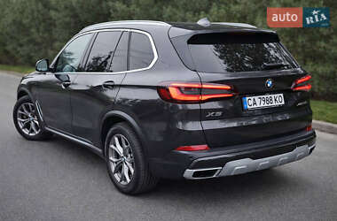 Внедорожник / Кроссовер BMW X5 2021 в Киеве