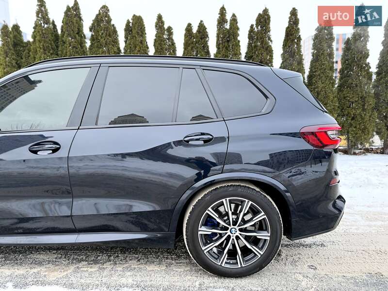 Позашляховик / Кросовер BMW X5 2021 в Дніпрі