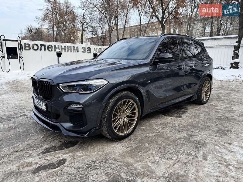 Внедорожник / Кроссовер BMW X5 2020 в Киеве