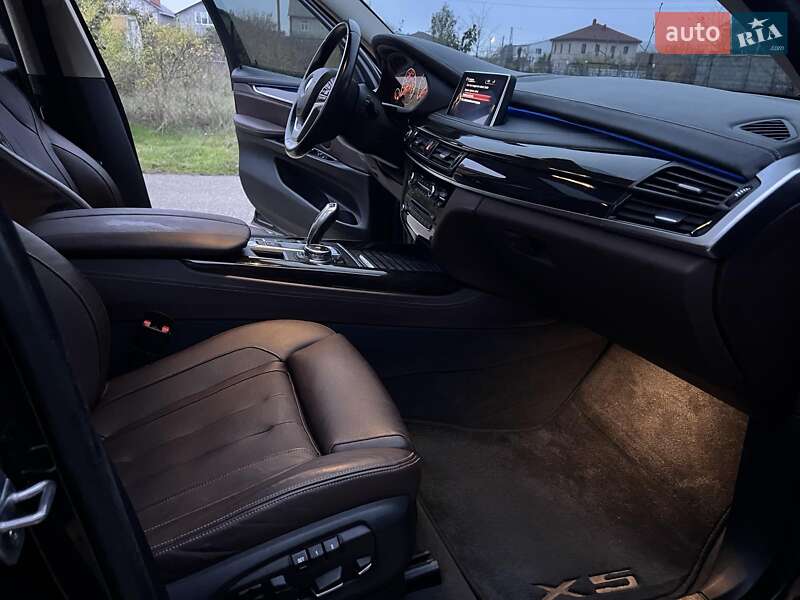 Внедорожник / Кроссовер BMW X5 2015 в Одессе