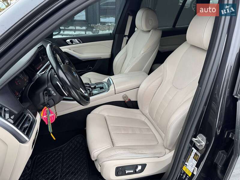 Внедорожник / Кроссовер BMW X5 2019 в Каменец-Подольском