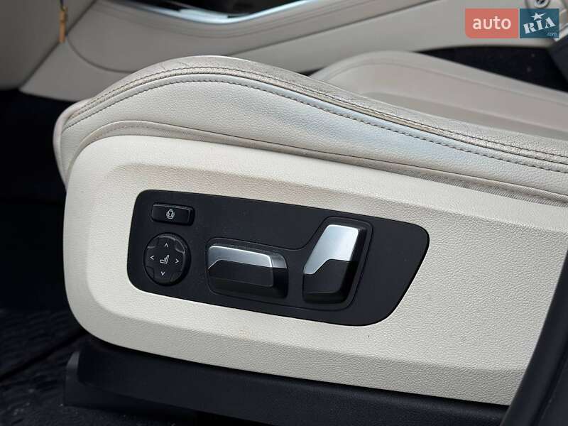 Внедорожник / Кроссовер BMW X5 2019 в Каменец-Подольском