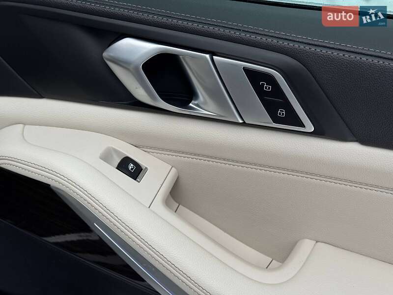 Внедорожник / Кроссовер BMW X5 2019 в Каменец-Подольском