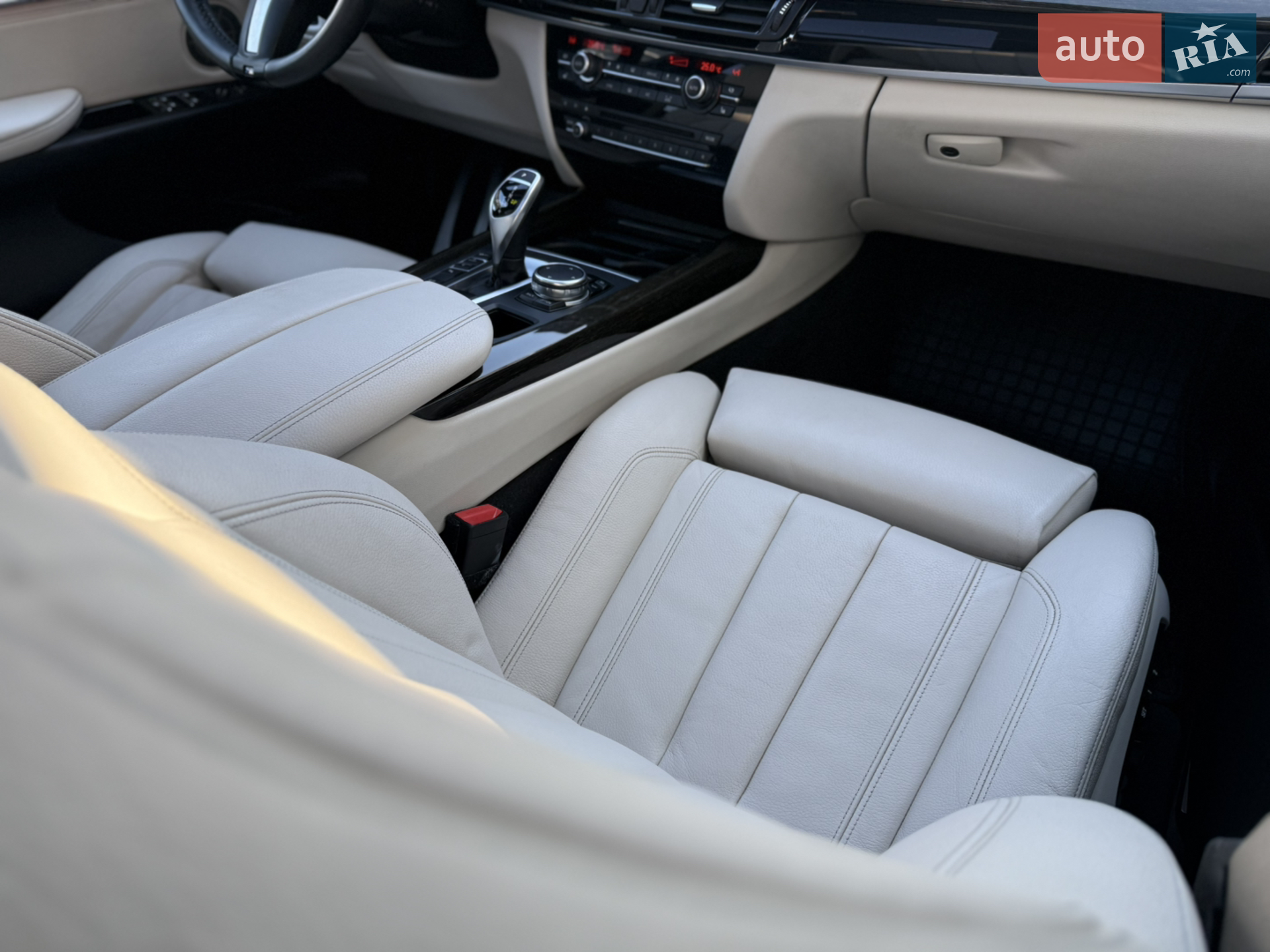 2015 BMW X5 - мініатюра 82